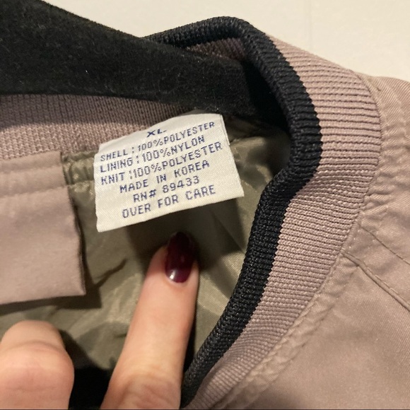 Tan V Neck Pullover Size XL CSX Bridge Dept. Embroidered - Picture 3 of 7